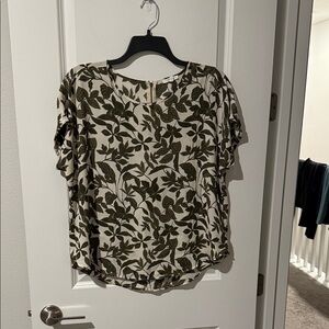 Maurices Green Leaf Print Blouse